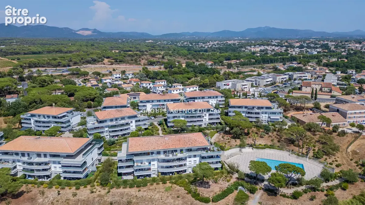 PUGET-SUR-ARGENS  Appartement 3 pièces de 88 m² avec terrasse de 21m²,  garage et piscine - photo 17