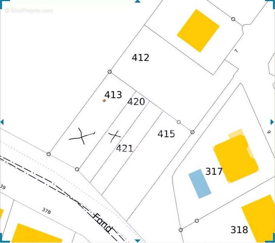 Terrain à MONT-SAINT-MARTIN