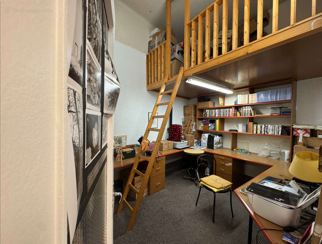 Commerce à LE PUY-EN-VELAY