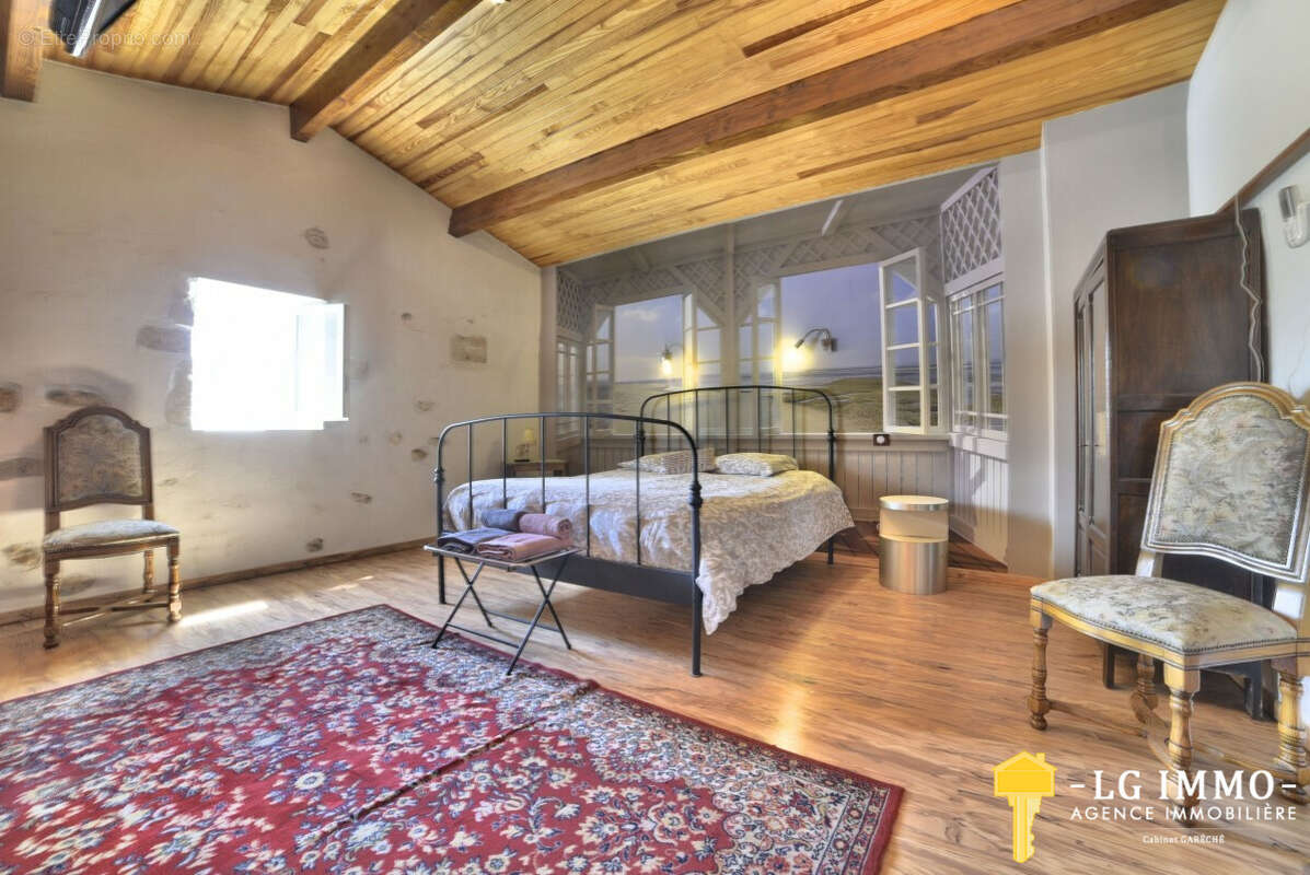 Maison à LORIGNAC