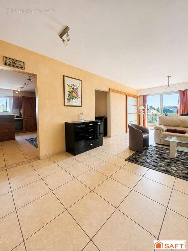Appartement 100 m² à Saint-Herblain  - photo 2