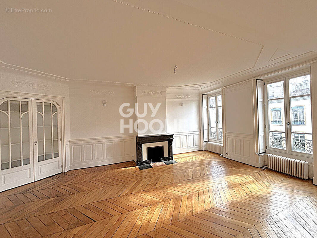 Appartement à LYON-2E