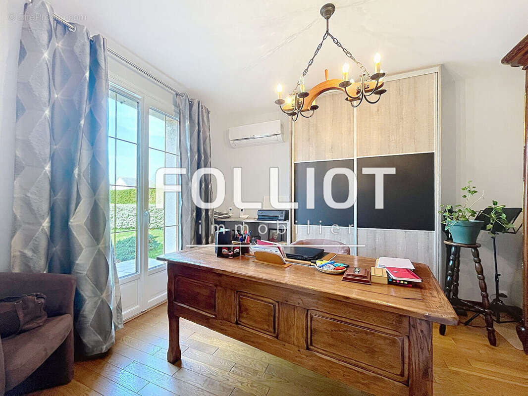 Maison Saint Georges d'Elle                                                                   A VENDRE - photo 9