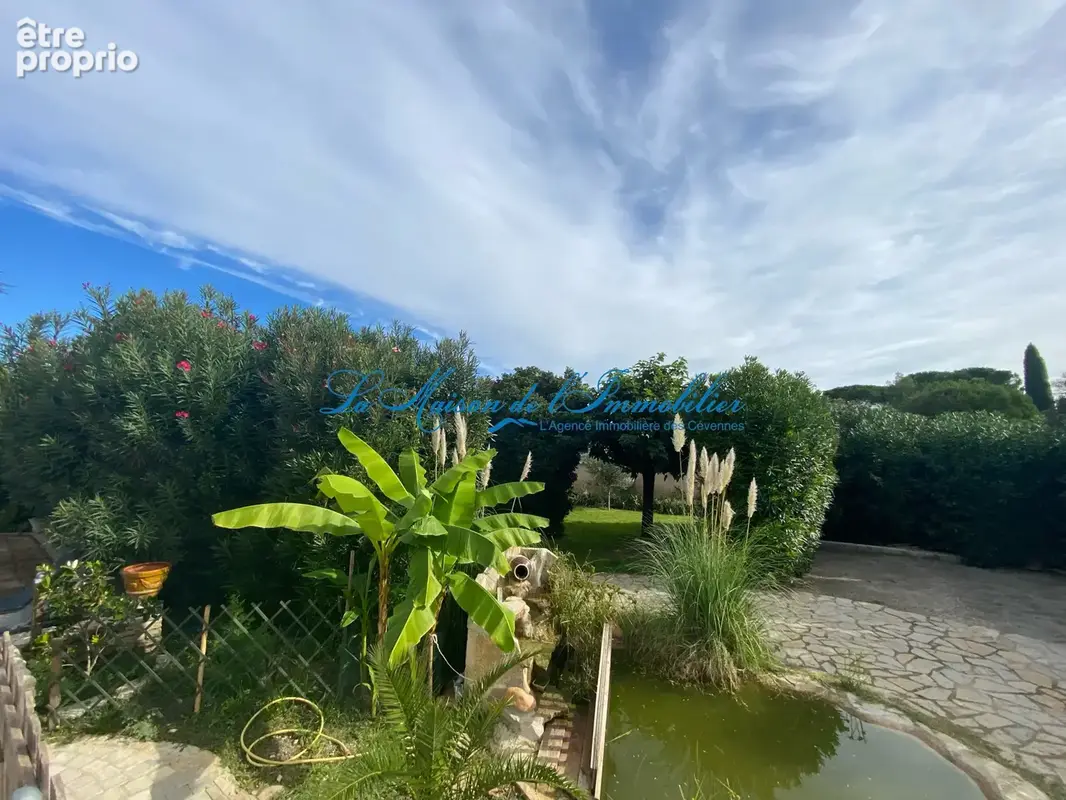 Sud d'ANDUZE, maison de plain pied F3 plus studio indépendant sur 2000 m2 de terrain avec piscine - photo 3