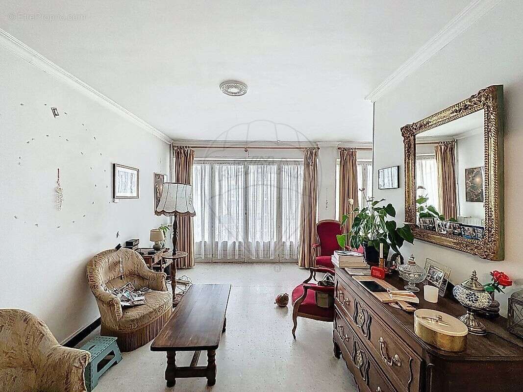 Appartement à NIMES