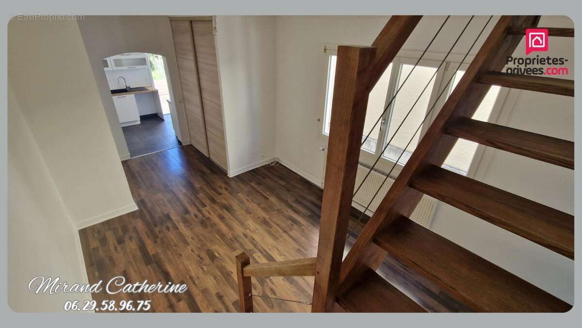 Maison à SAINTE-SAVINE