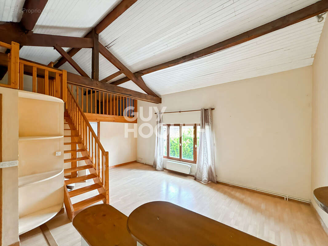 Maison à FONTENAY-TRESIGNY