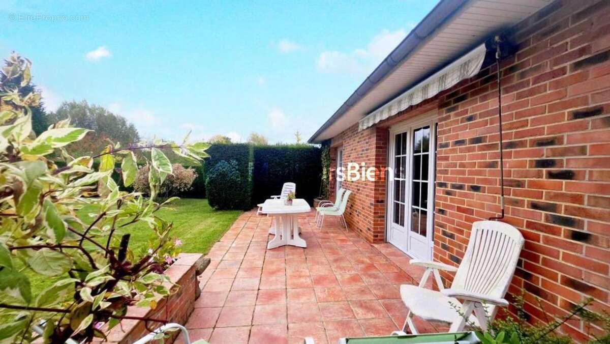 Maison à AULNOYE-AYMERIES