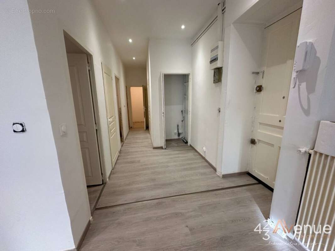 Appartement à SAINT-ETIENNE