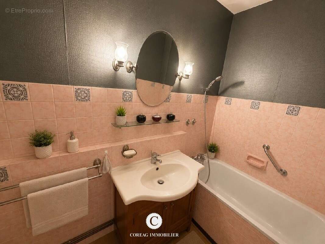 Appartement 66 m² à Gaillard  - photo 7