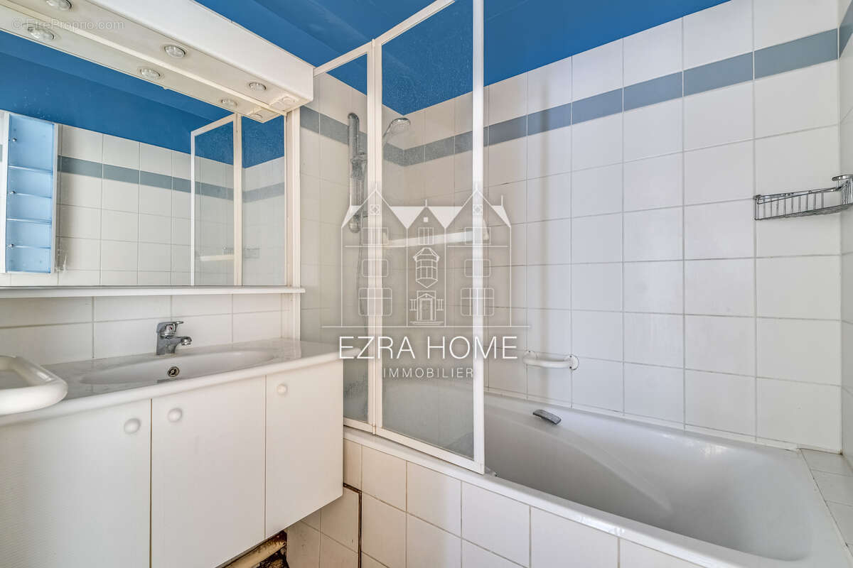 Appartement à PARIS-4E