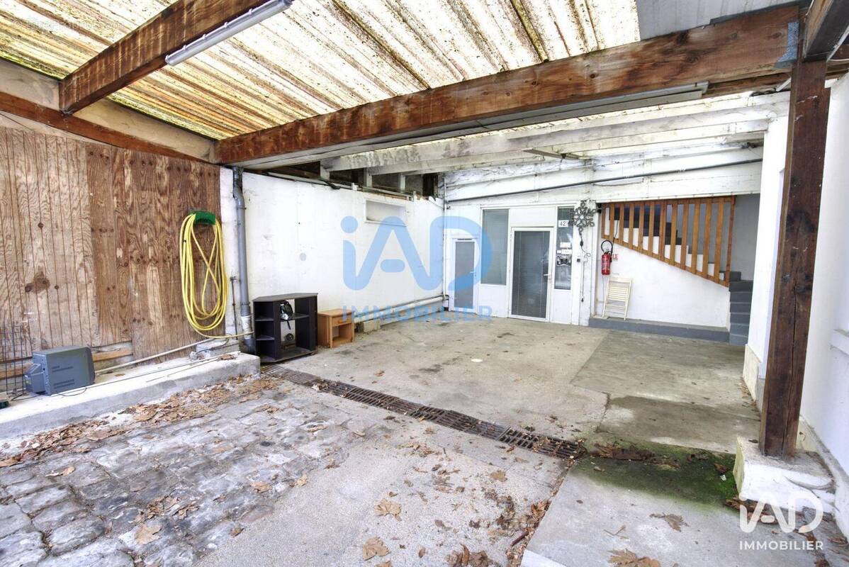 Photo 1 - Commerce à BOISSY-SAINT-LEGER