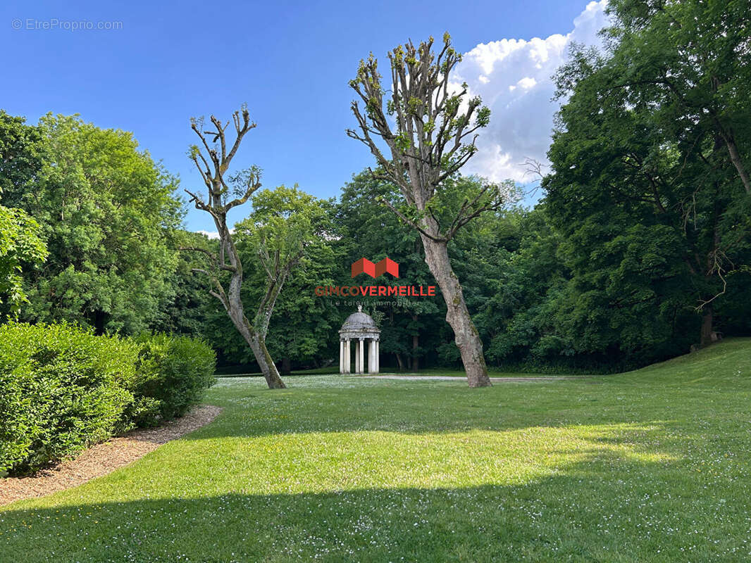 Appartement à BOUGIVAL
