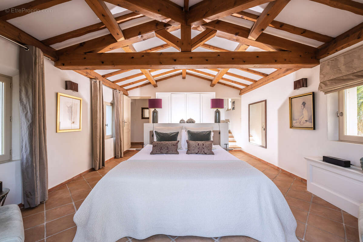 Maison à LES ADRETS-DE-L'ESTEREL