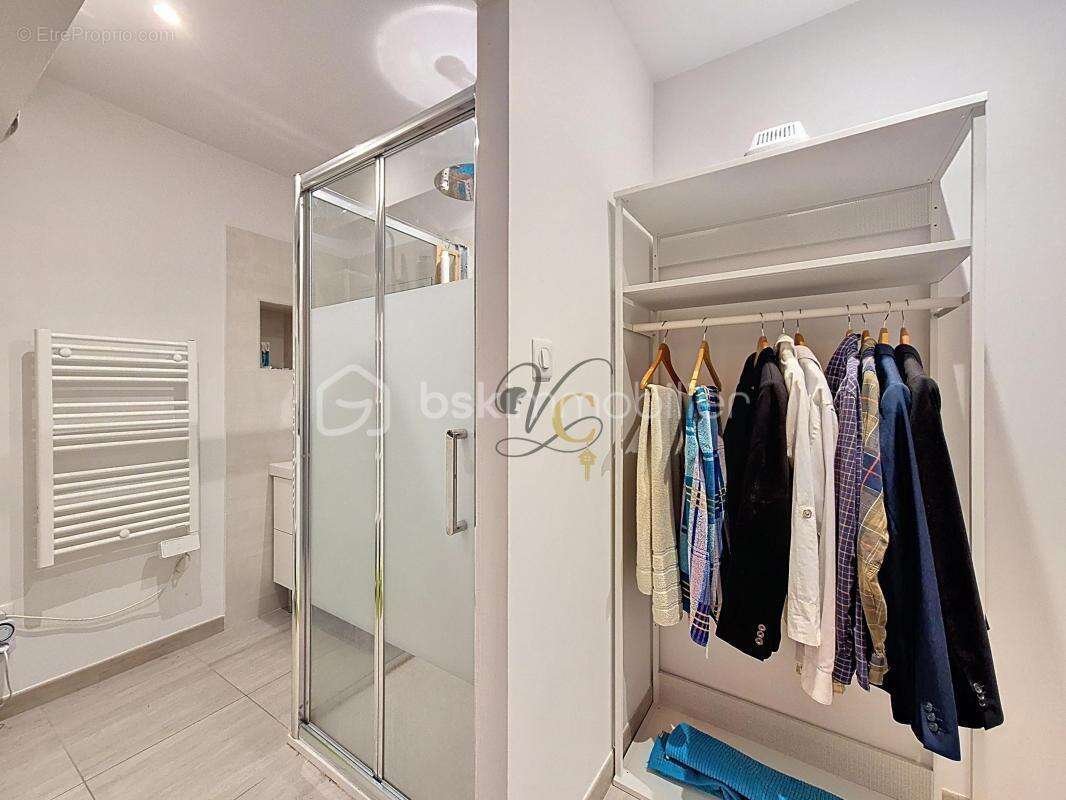 Appartement à L&#039;ISLE-SUR-LA-SORGUE