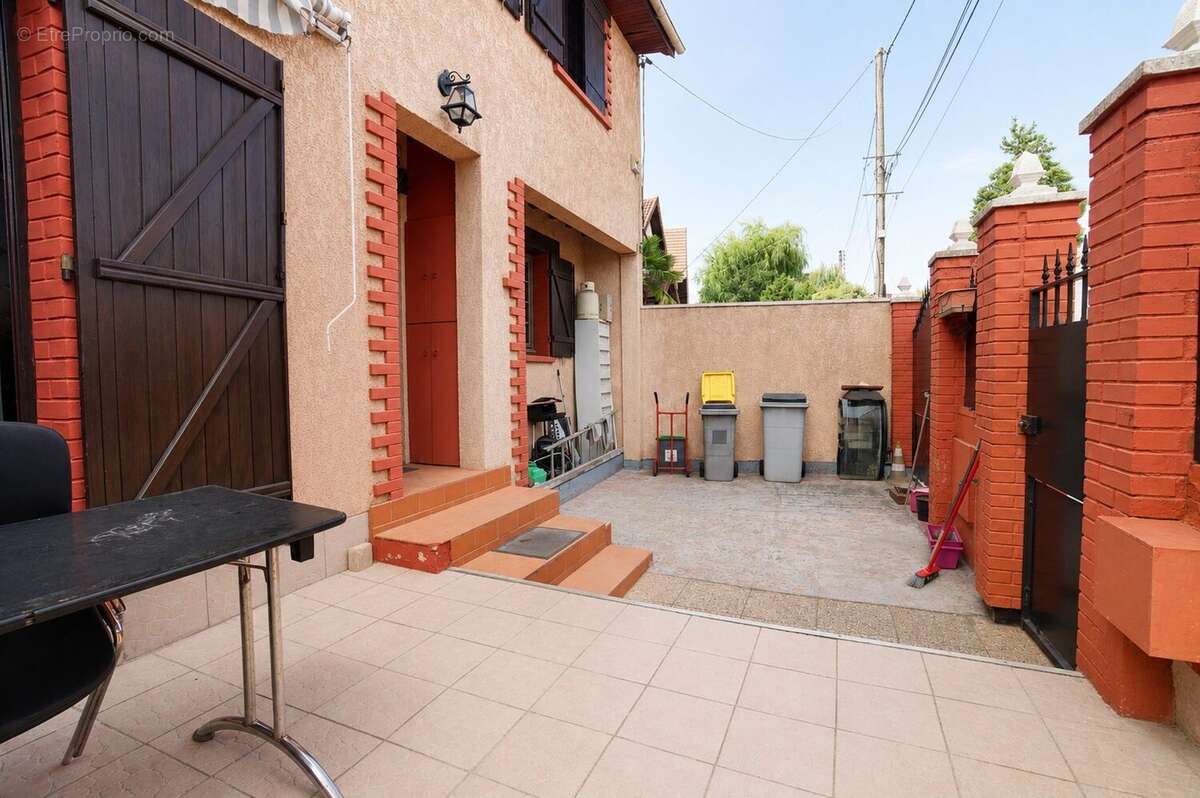 Maison à MONTFERMEIL