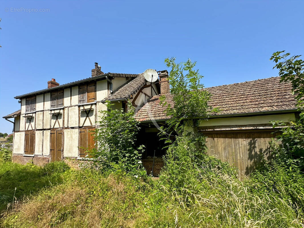 Maison à ETREPAGNY