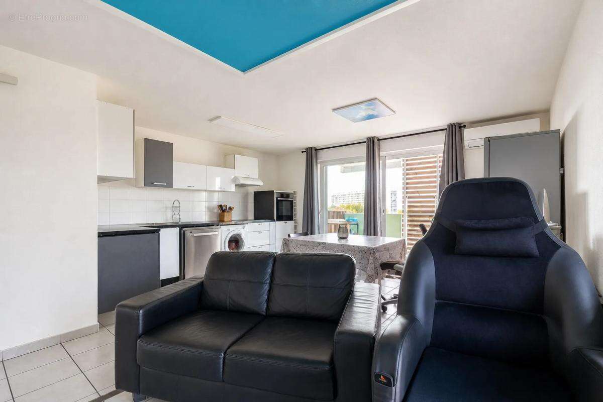 Appartement à MARSEILLE-14E