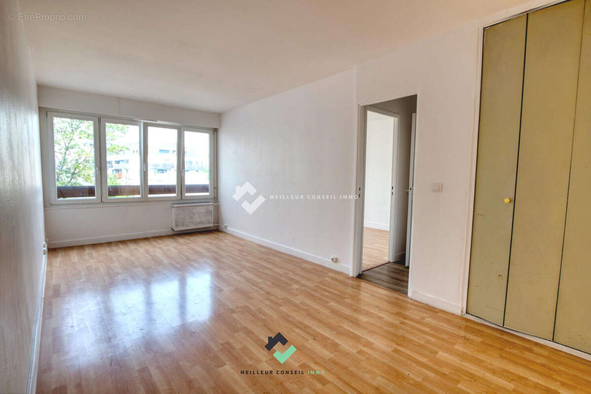Appartement à CHOISY-LE-ROI