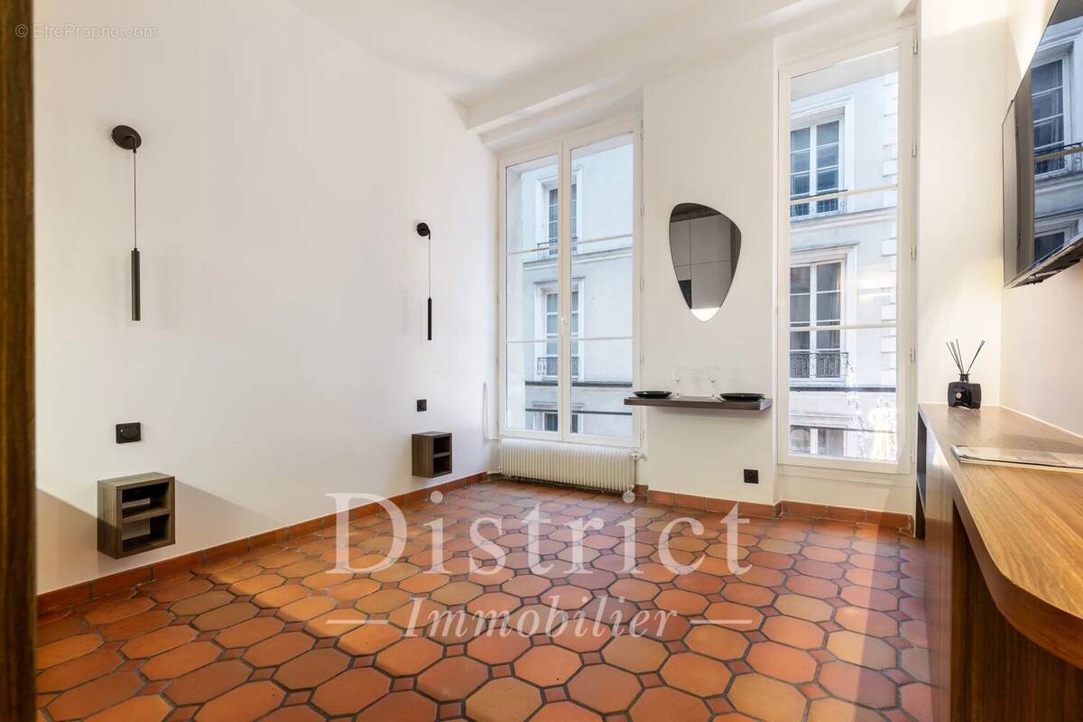 Appartement à PARIS-4E