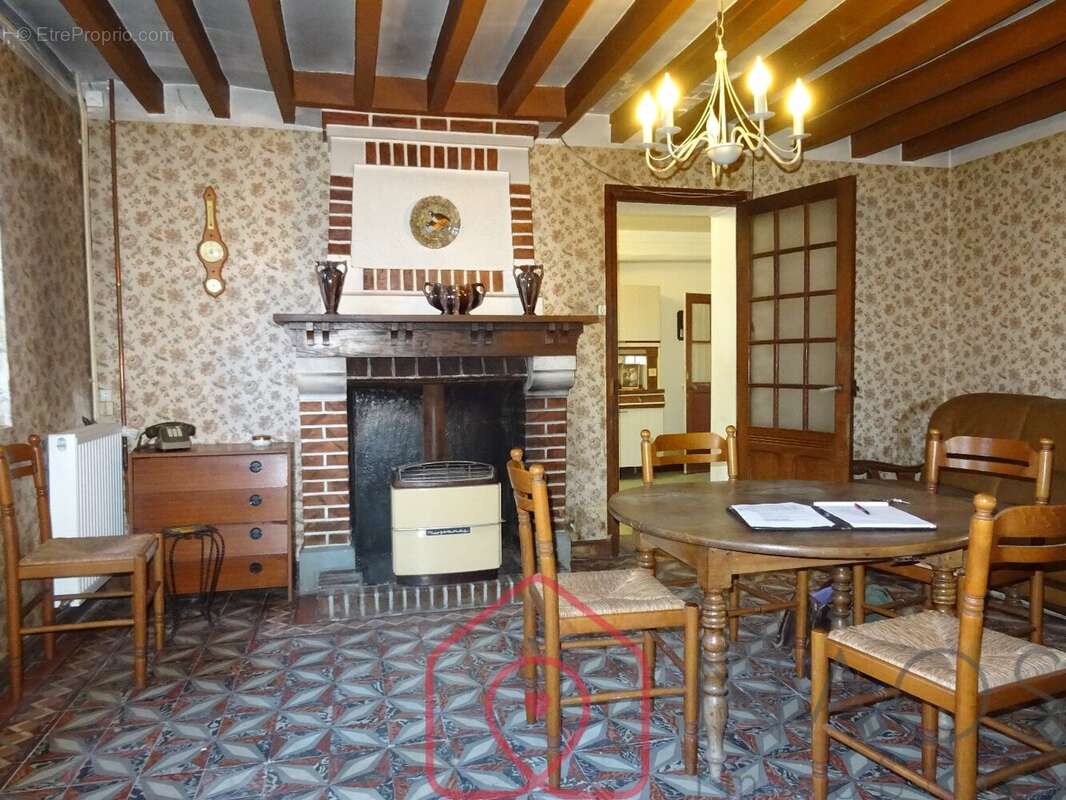 Maison à CLEMONT