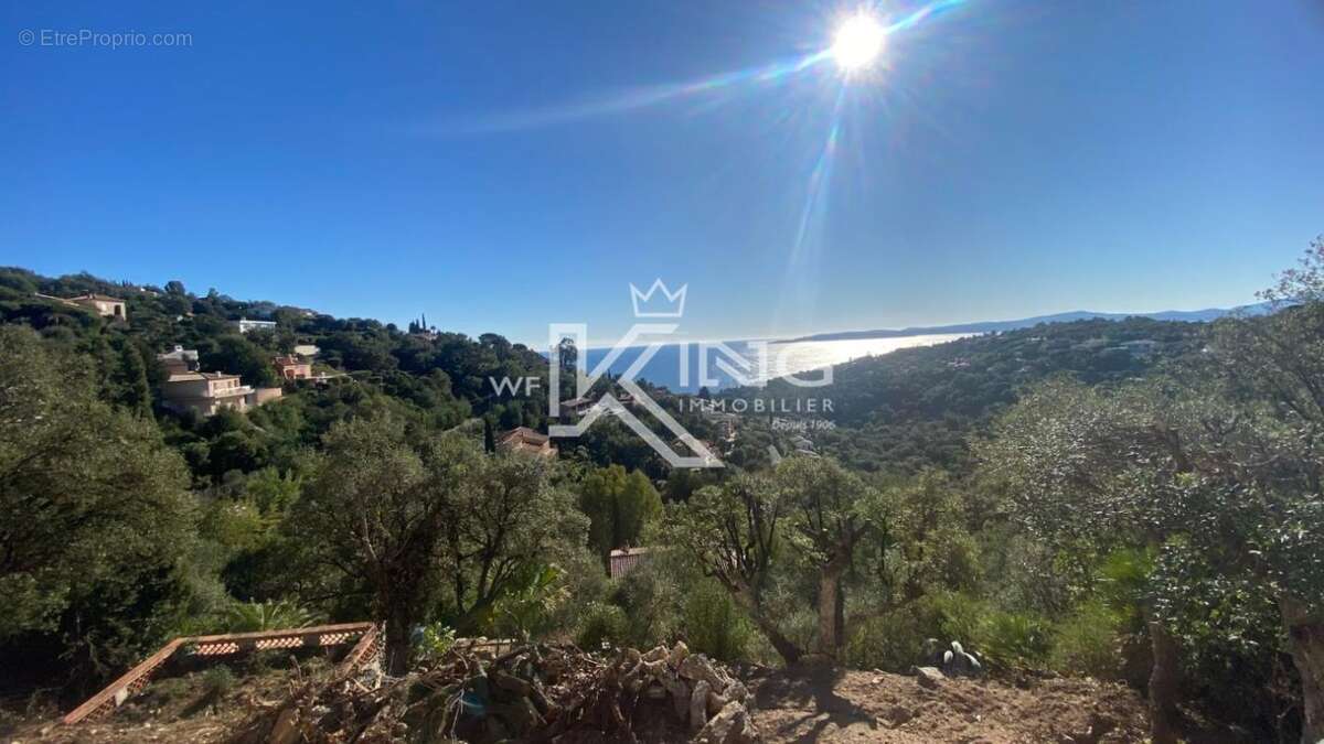Les issambres , villa à fort potentiel – projet de rénovation avec permis purgé vue mer - photo 6