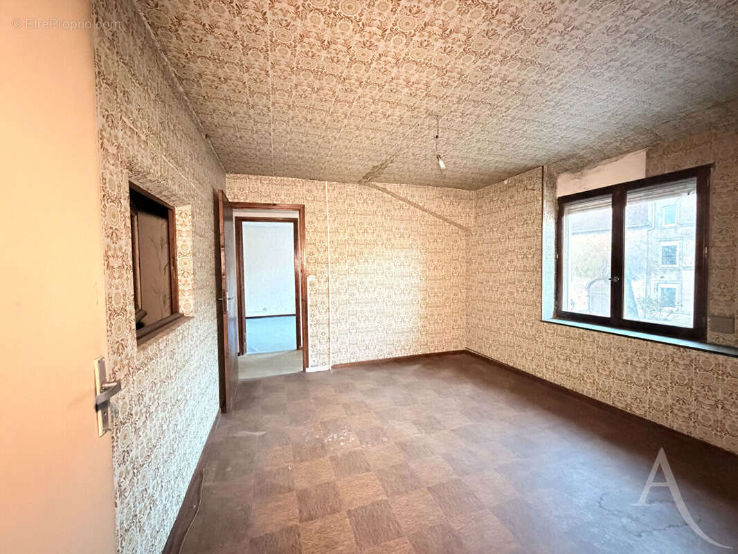 Maison à BENAMENIL
