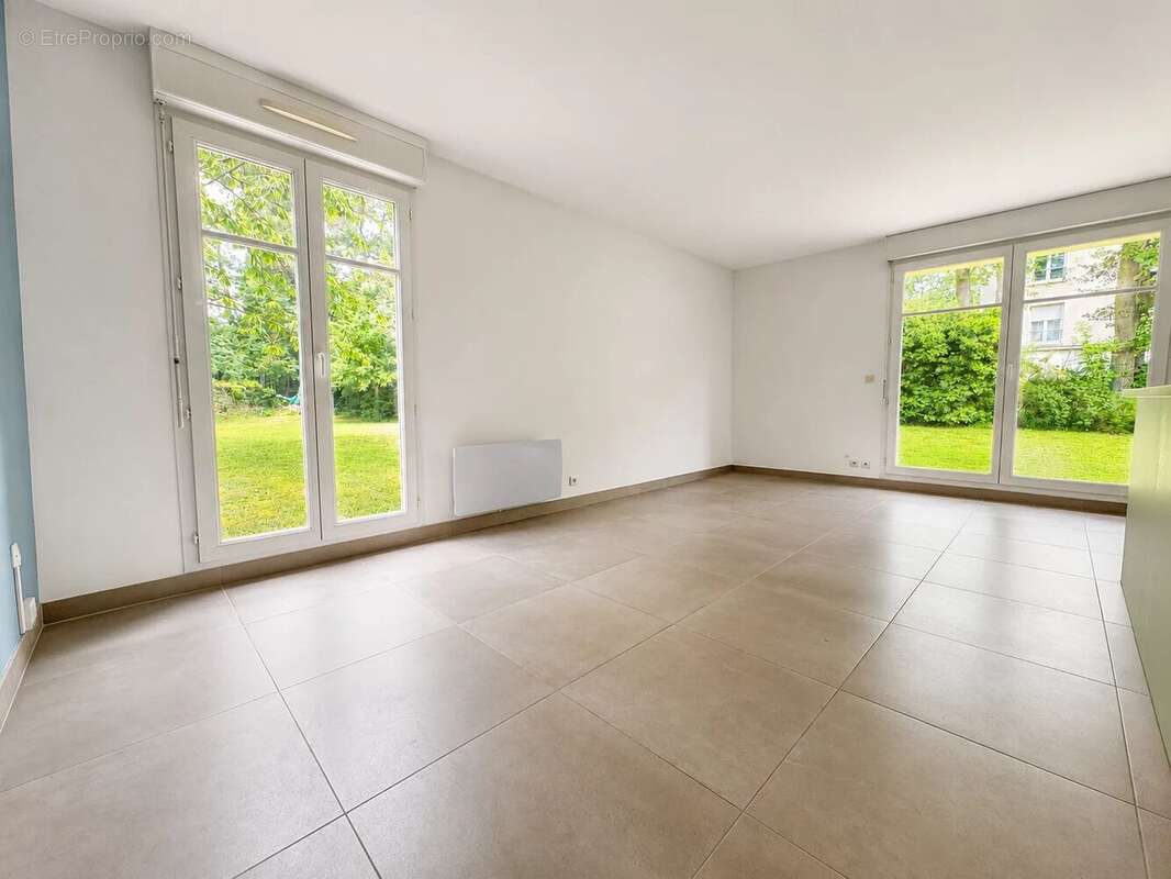 Appartement à LE PLESSIS-TREVISE