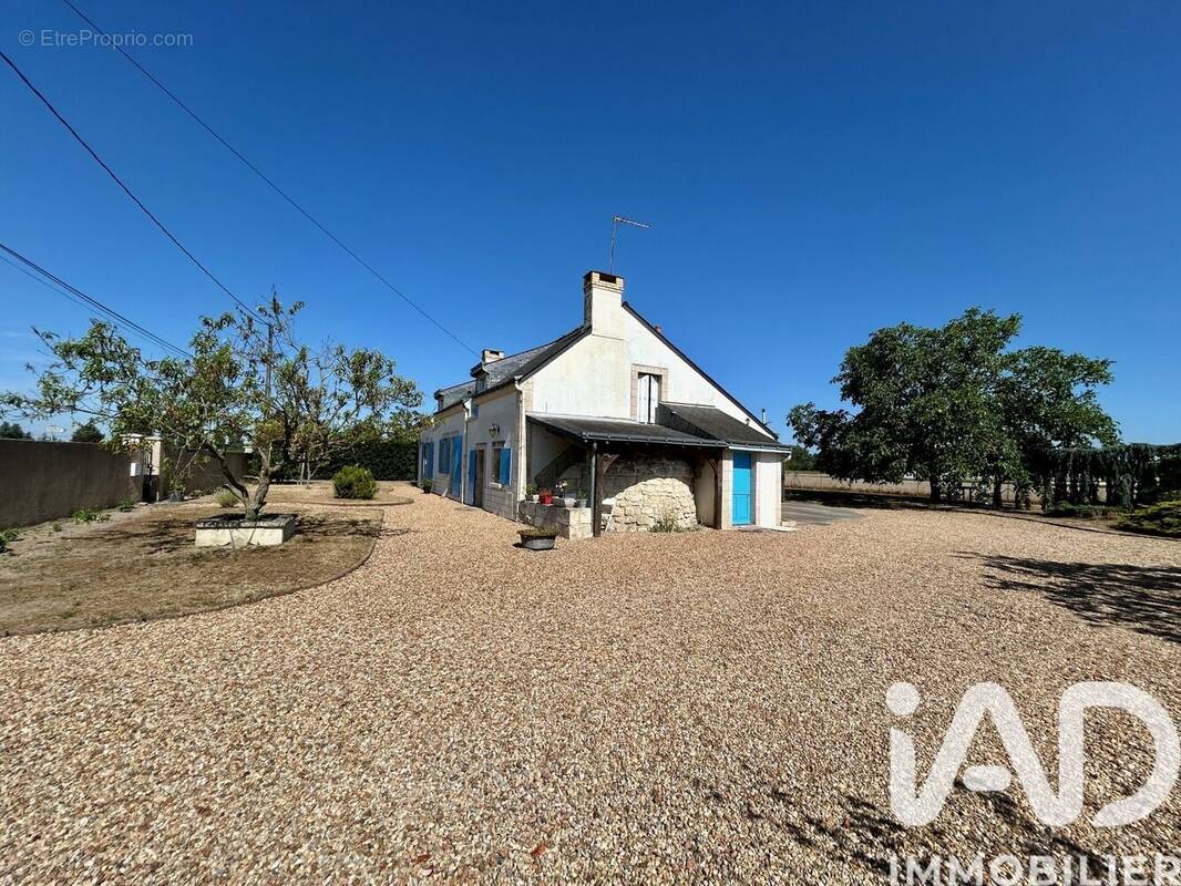 Photo 1 - Maison à ALLONNES
