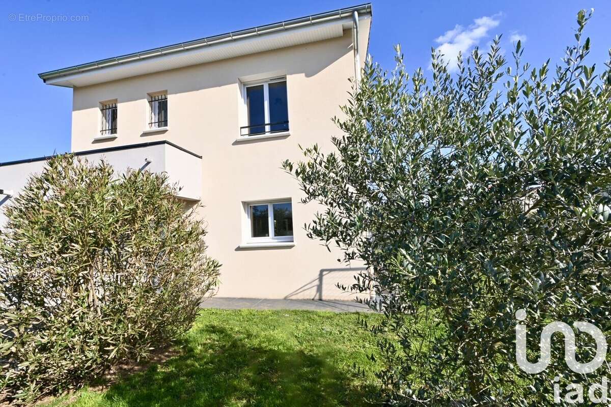 Photo 4 - Maison à PUSIGNAN