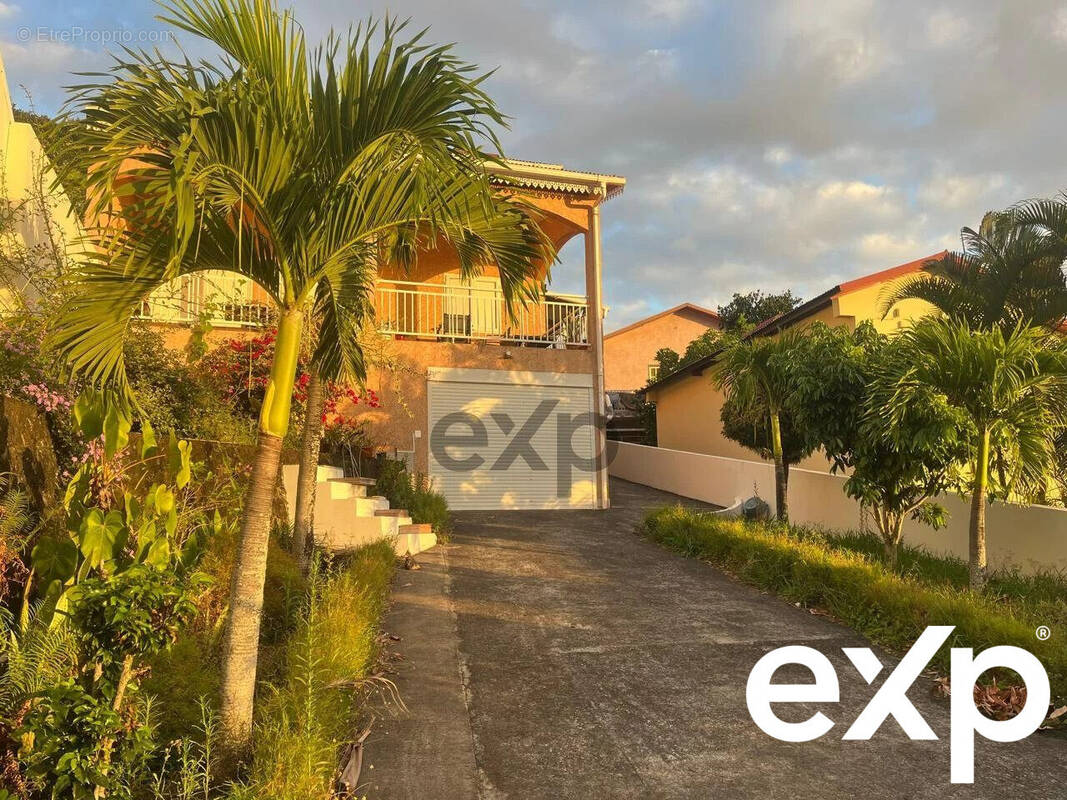 Maison à ENTRE-DEUX