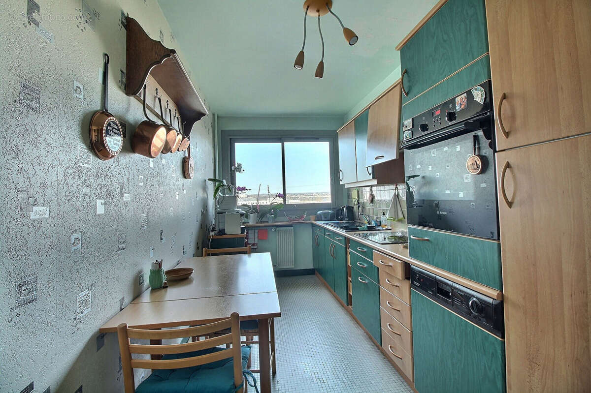 Appartement à COLOMBES