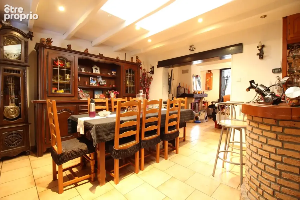 Maison 4 pièces 96 m² à vendre à La Bassee (59480) - photo 2