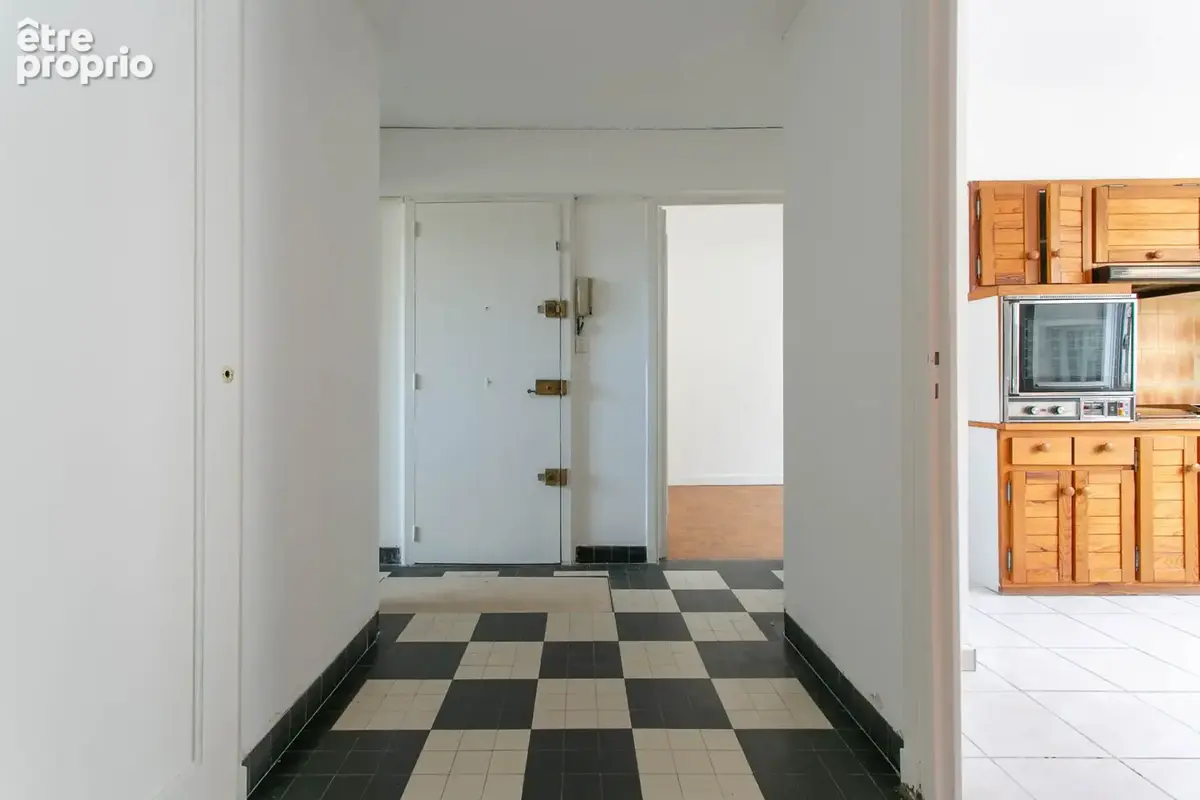 Nantes   Rue Noire   Spacieux T4 traversant de 88 m2, 3 chambres et cave - photo 11