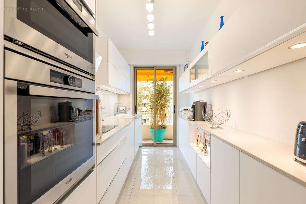 Appartement à LE CANNET