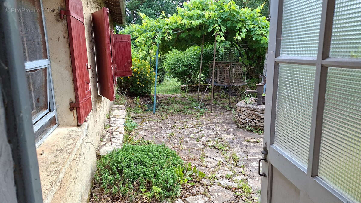 Maison à SIORAC-EN-PERIGORD
