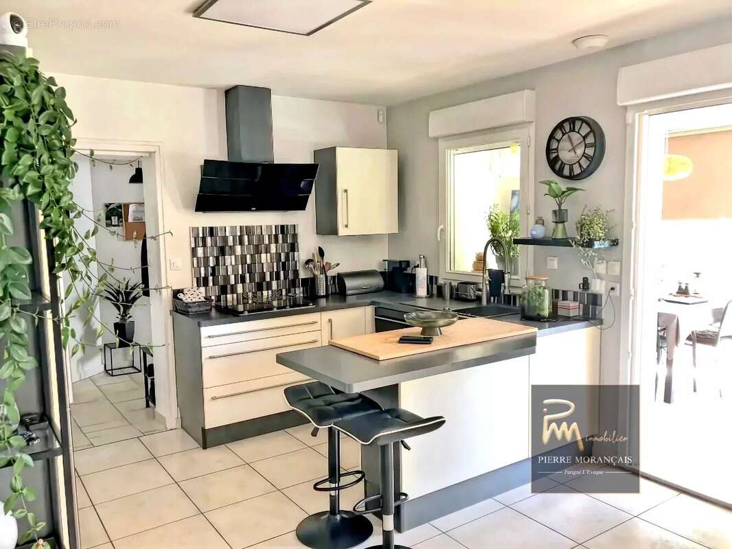 Maison à PONTVALLAIN