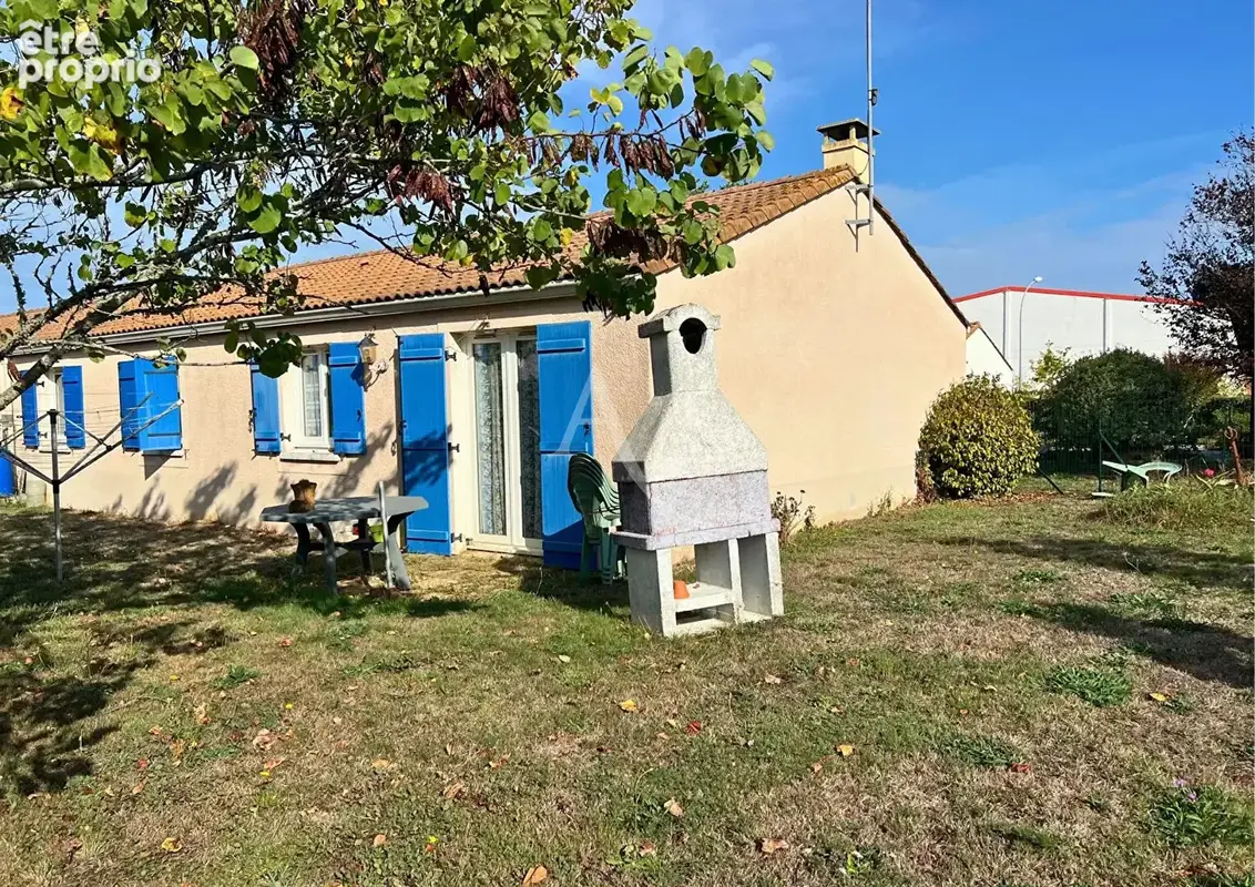 EXCLUSIVITÉ- Maison de plain-pied au calme - Beauvoir-sur-Mer. - photo 3