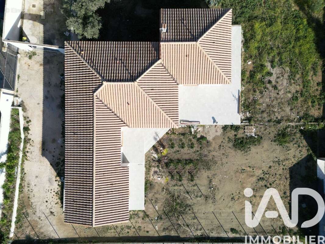 Photo 3 - Maison à PIA