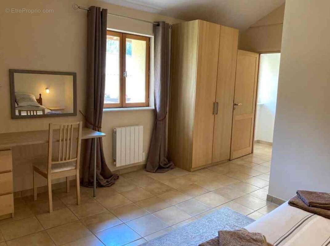 Maison en pierre rénovée avec gîte - Salles Courbatiés - photo 13