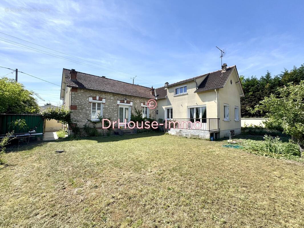 Maison à CHALETTE-SUR-LOING