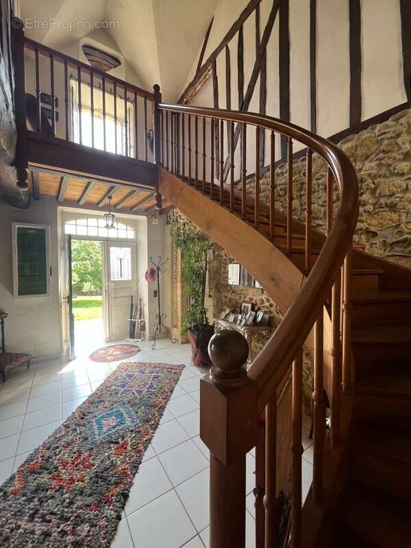 PLAISANCE DU GERS 10 min: ELEGANTE MAISON DE CARACTERE, restaurée par architecte, 320m2, 4700m2 en partie clos - photo 13