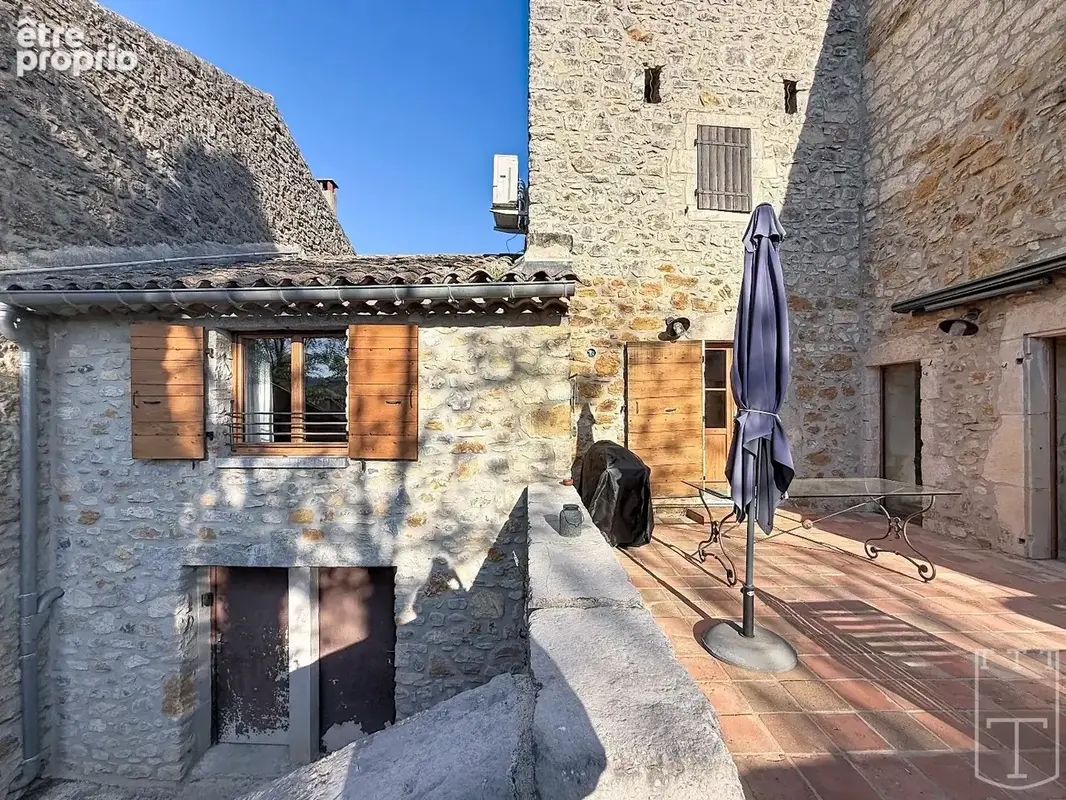 Maison de caractère au coeur du village - photo 34