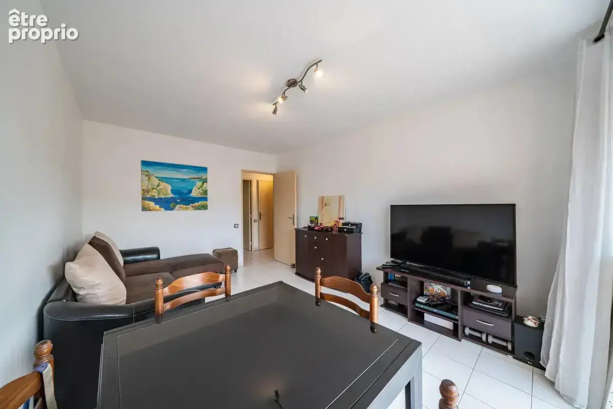 2p traversant 44,7 m² – double terrasse – stationnement privatif - photo 4