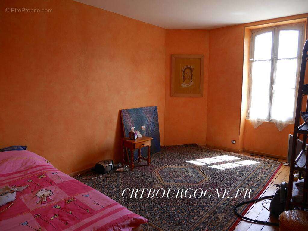 Maison à VILLIERS-SAINT-BENOIT