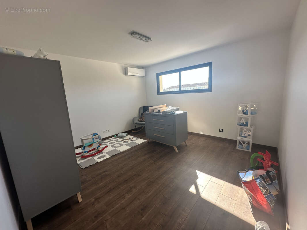 Maison à SAINTE-SAVINE