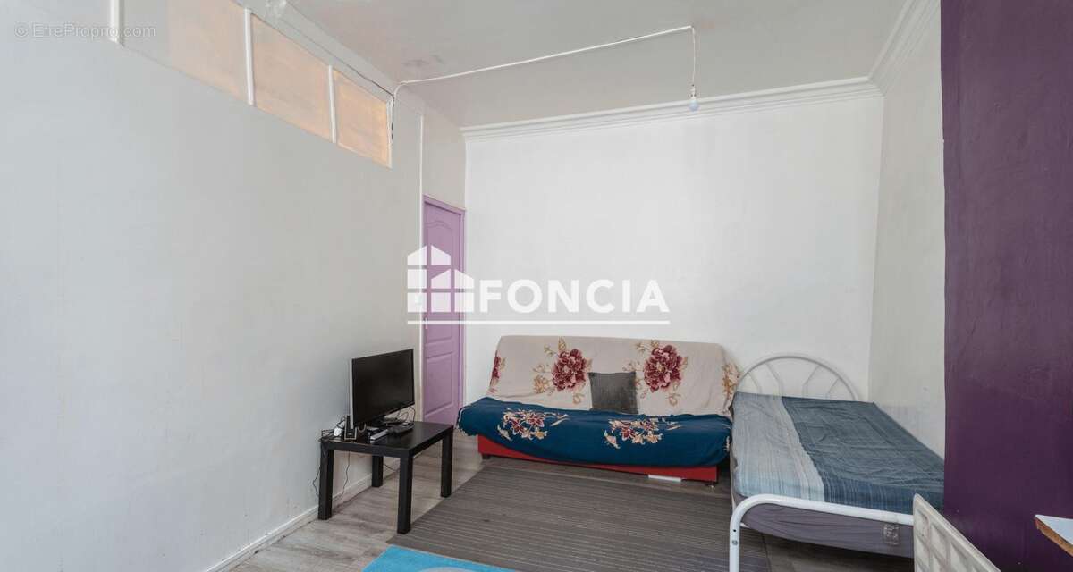 Appartement à PARIS-3E