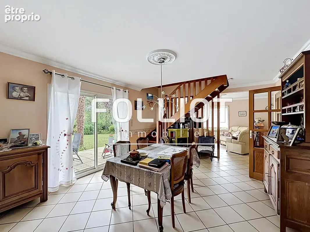 A VENDRE ! Maison Le Val Saint Pere 6 pièce(s) 150 m2 - photo 2