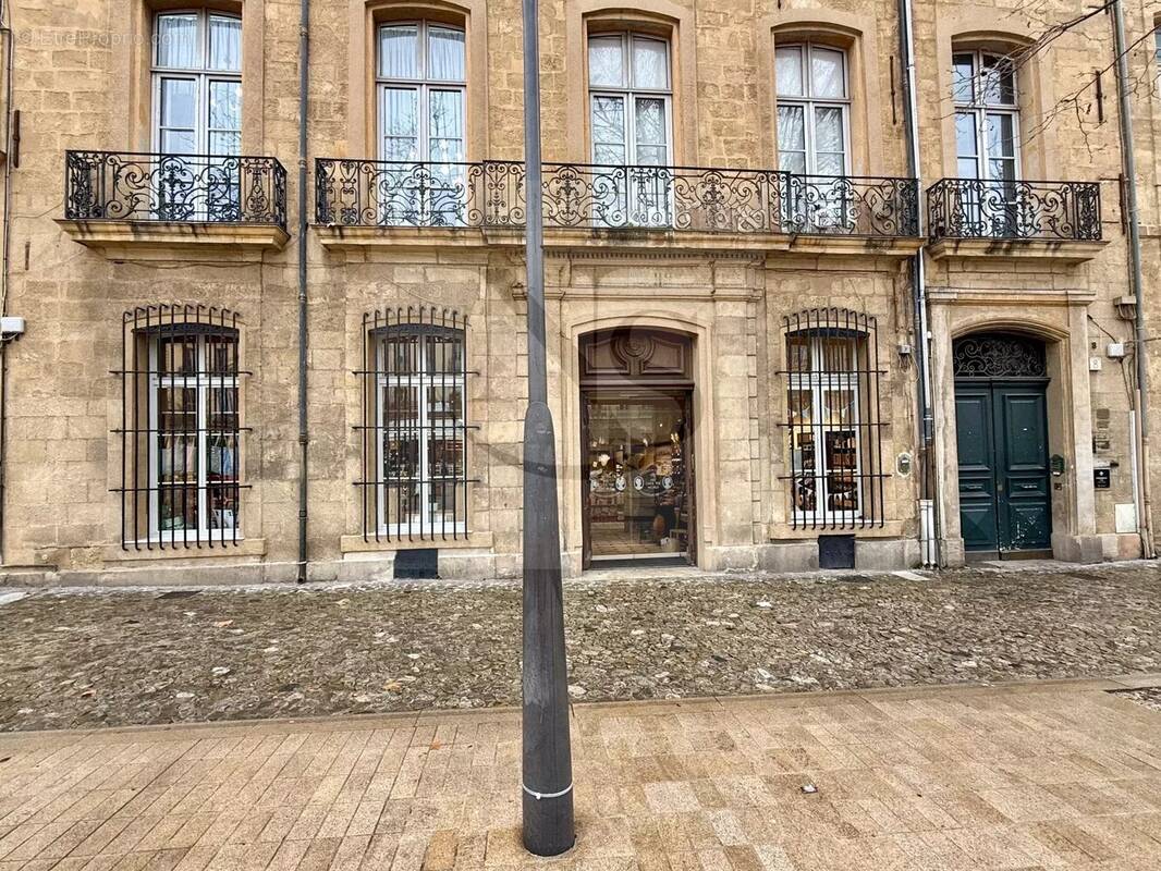 Commerce à AIX-EN-PROVENCE