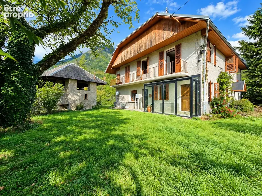 Maison 10 pièces 205 m² à vendre à Mercury (73200) - photo 2